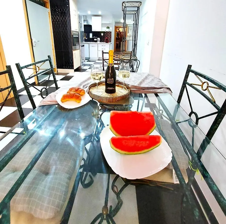 Сasa de vacaciones Elegant 3 Bedrooms, Wifi Free Costa Adeje
