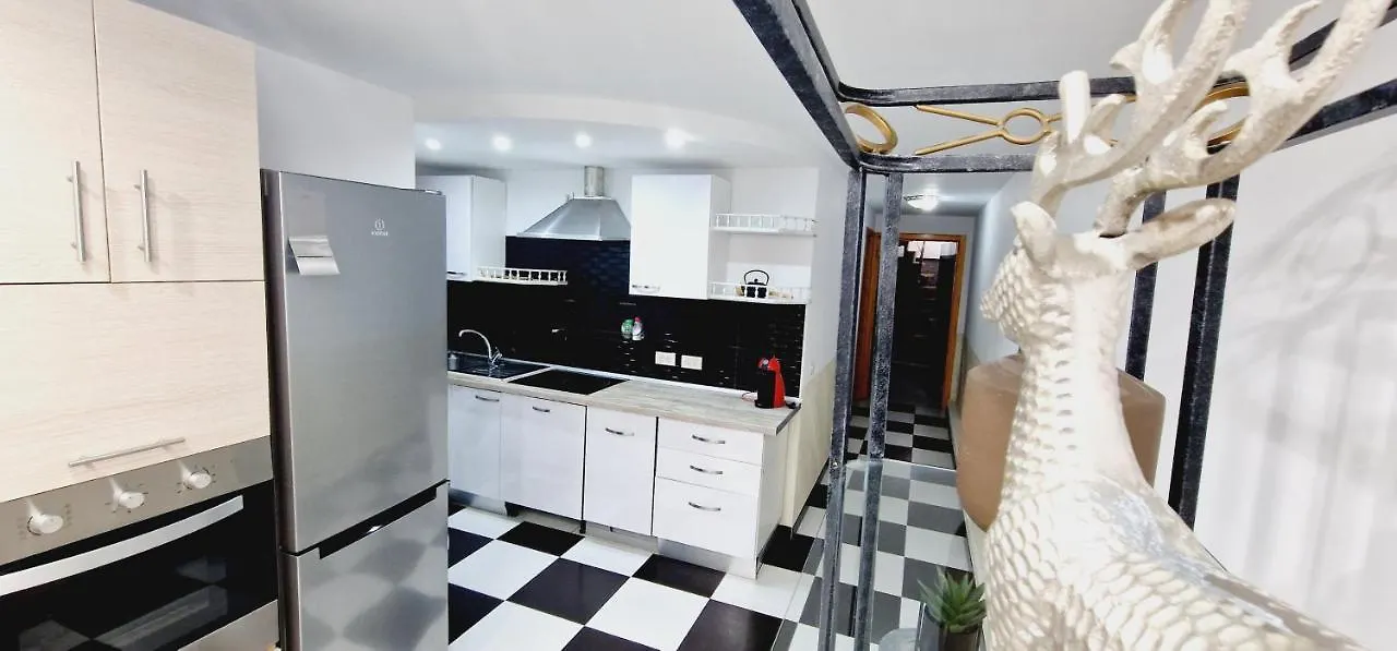 Elegant 3 Bedrooms, Wifi Free Costa Adeje  España