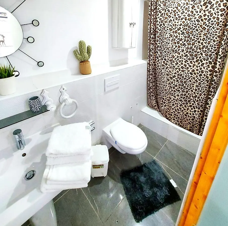 Elegant 3 Bedrooms, Wifi Free Costa Adeje  España